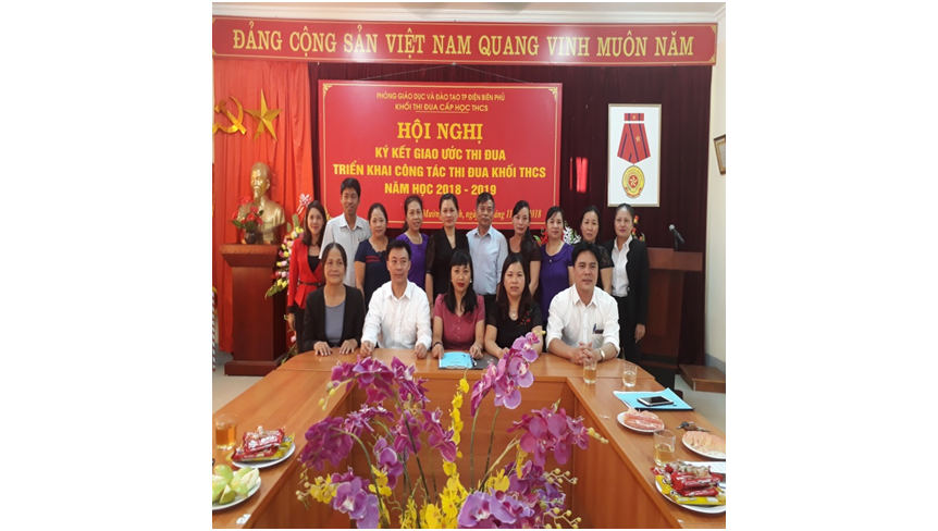 Các Đ/C chuyên môn PGD & BGH các trường TP Điện Biên Phủ