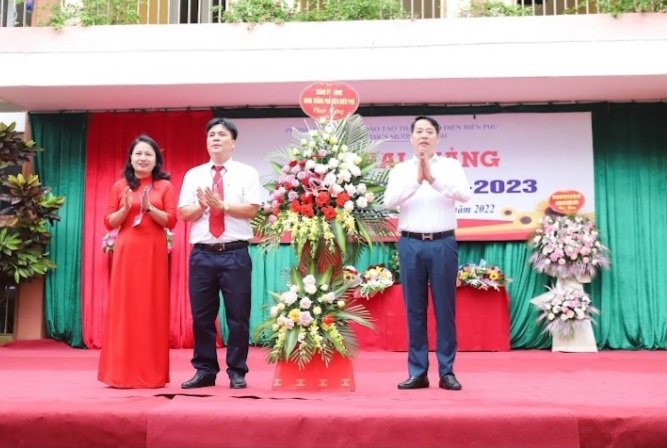 5ee2ef89afcb6b9532da