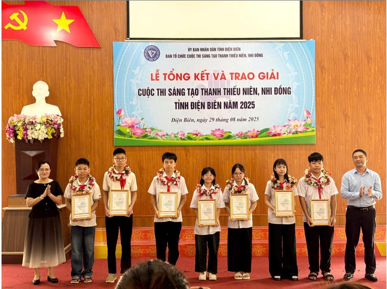 HỌC SINH TRƯỜNG THCS MƯỜNG THANH ĐẠT GIẢI NHÌ TẠI CUỘC THI: “SÁNG TẠO THANH THIẾU NIÊN VÀ NHI ĐỒNG”  TỈNH ĐIỆN BIÊN LẦN THỨ IX, NĂM 2025.